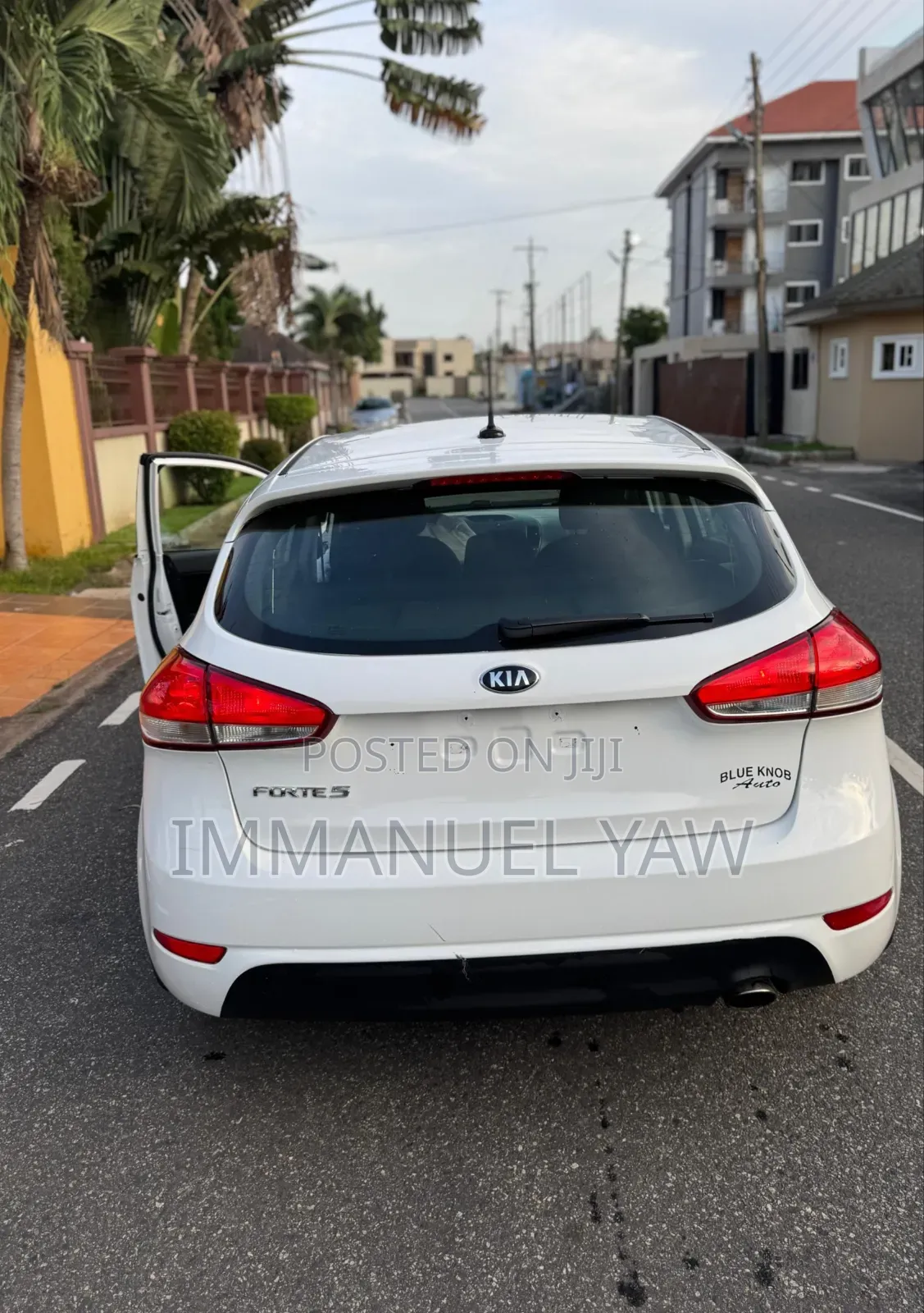 Kia Forte SX Hatchback 2017 White