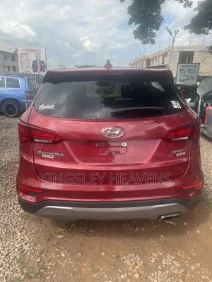 Hyundai Santa Fe 2018 Red