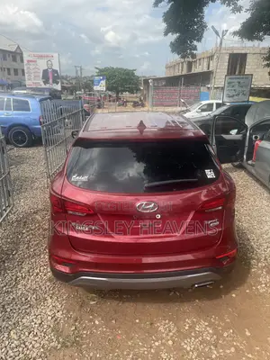 Hyundai Santa Fe 2018 Red