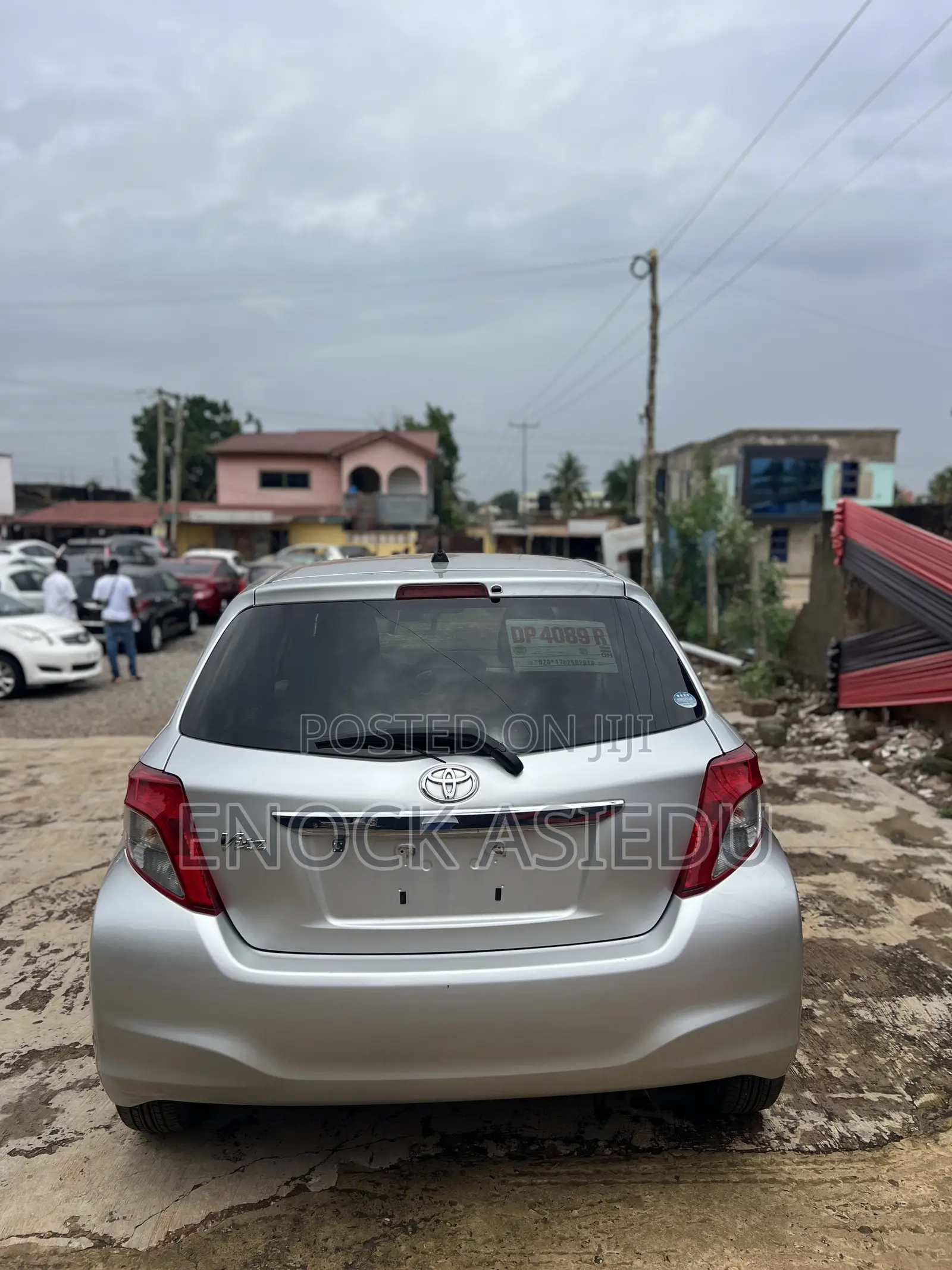 Toyota Vitz 1.3 AWD 5dr 2013 Silver
