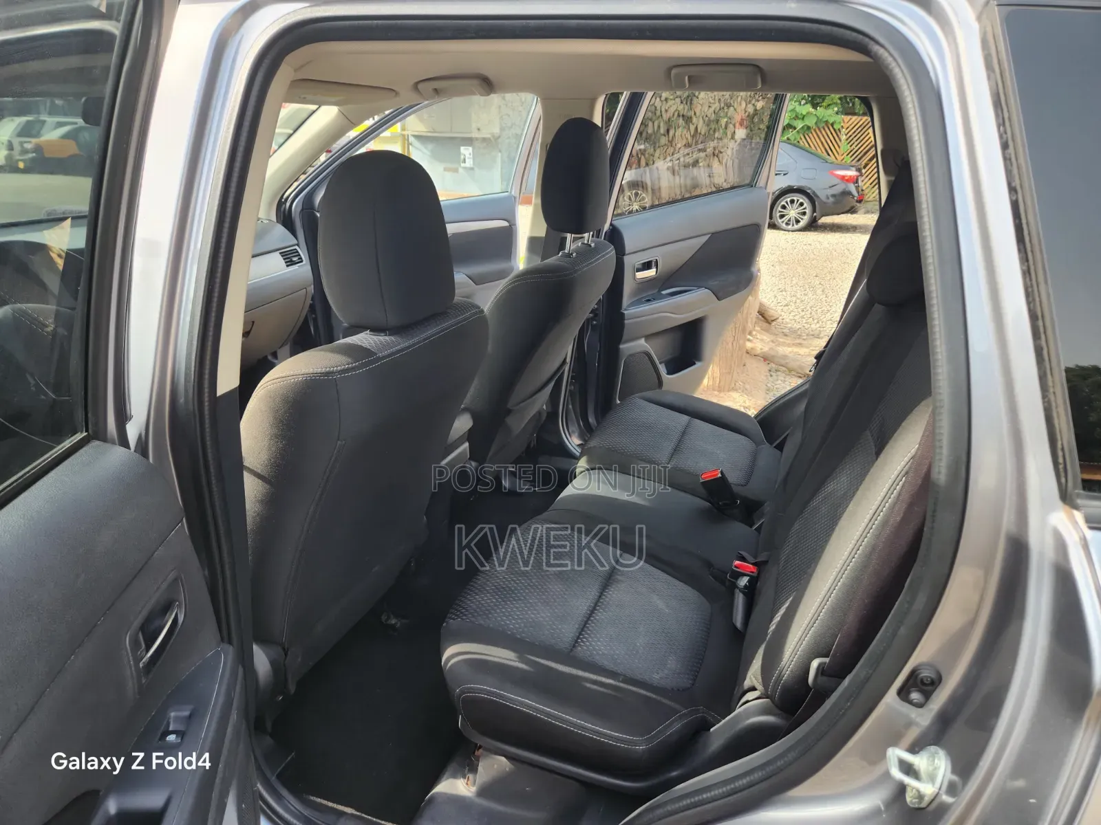 Mitsubishi Outlander 2016 Gray