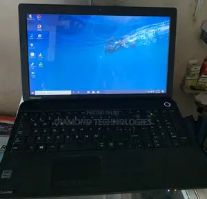 Laptop Toshiba Satellite C50D 6GB Intel HDD 320GB