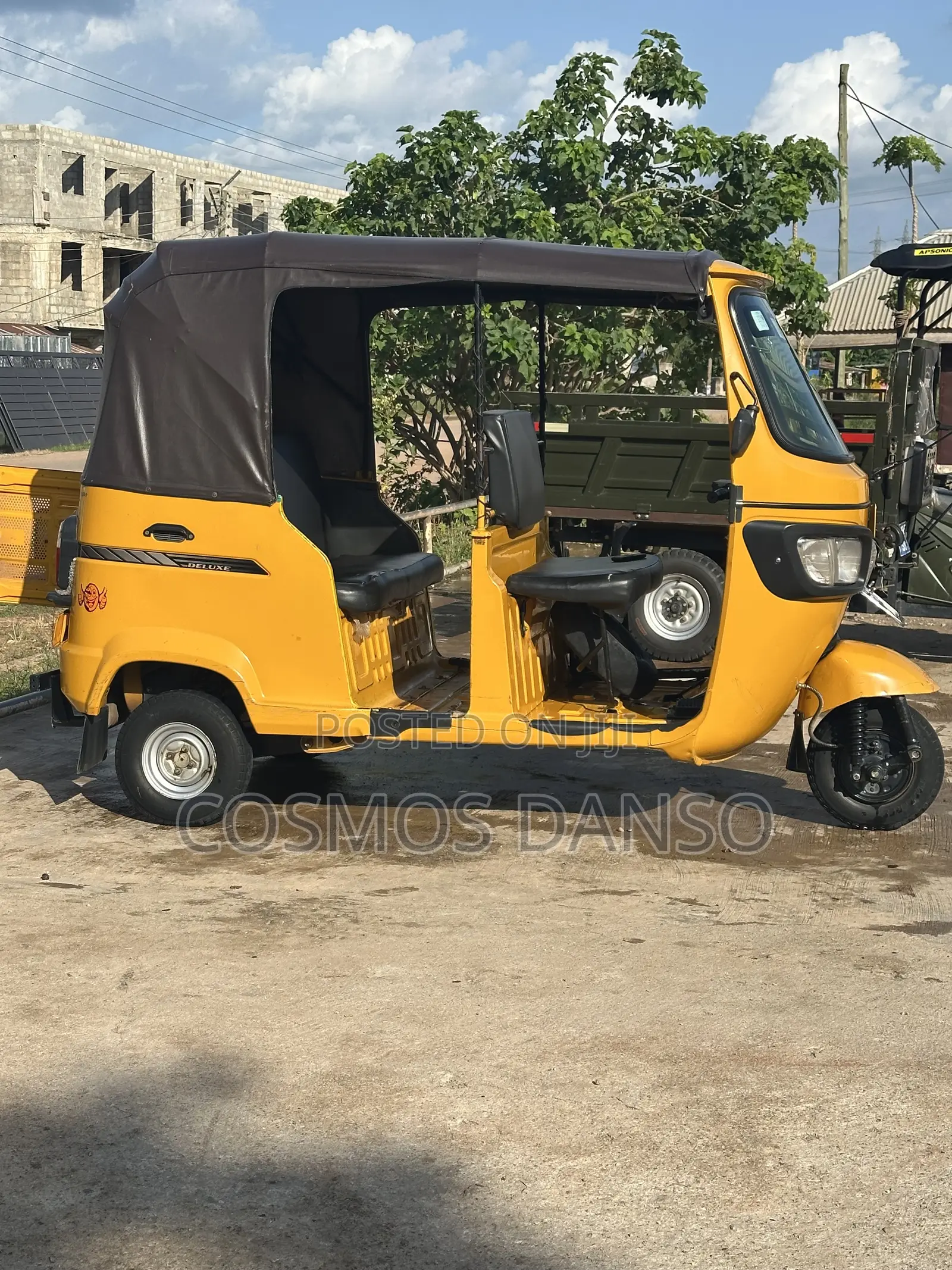 TVS King Deluxe Plus iTouch Start 2024 Yellow