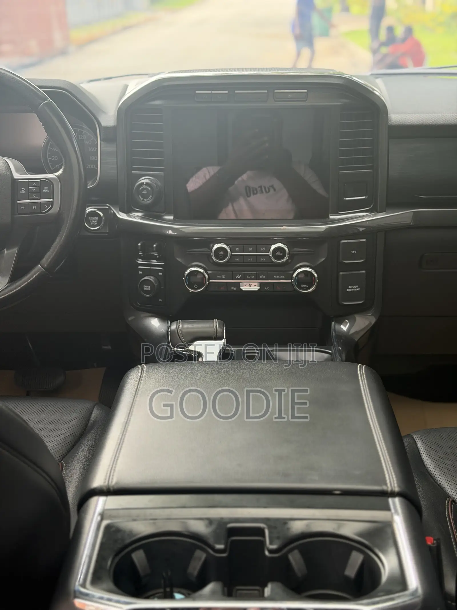 Ford F-150 XLT 2021 White
