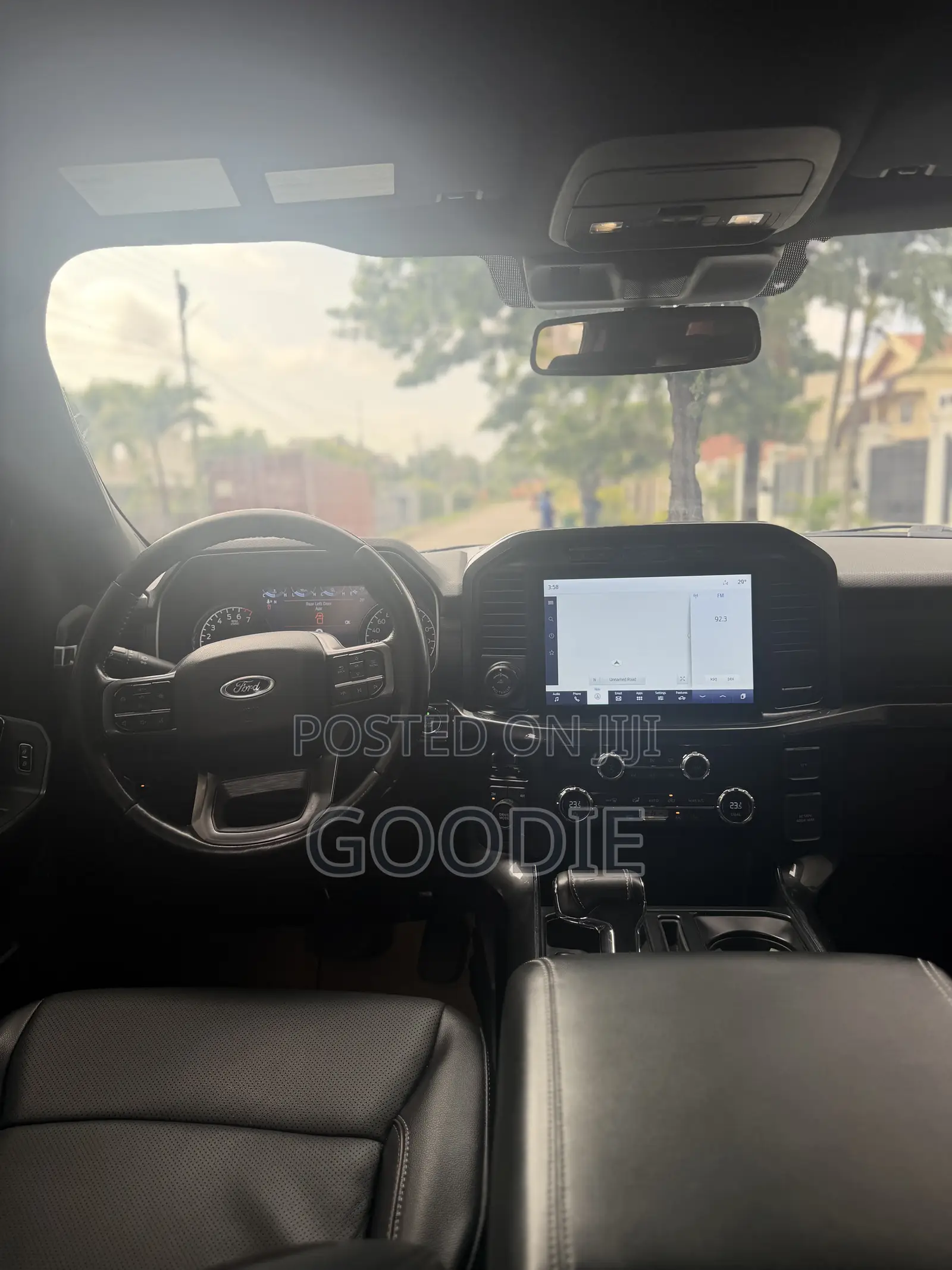 Ford F-150 XLT 2021 White