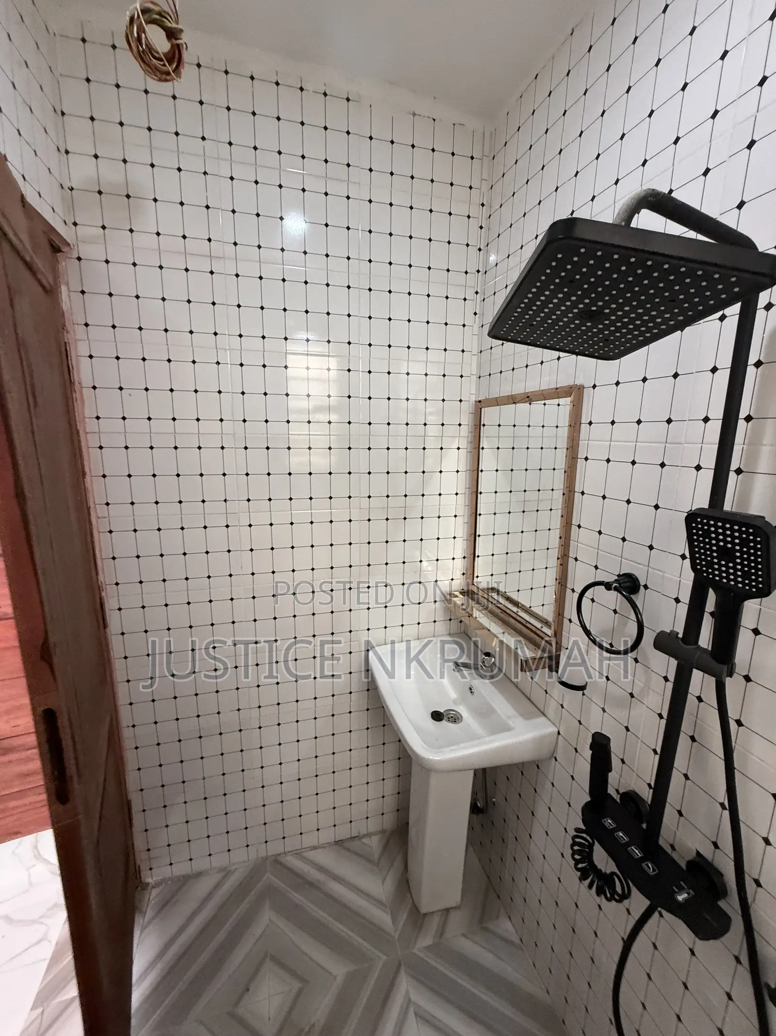 1bdrm Apartment in Round About for rent