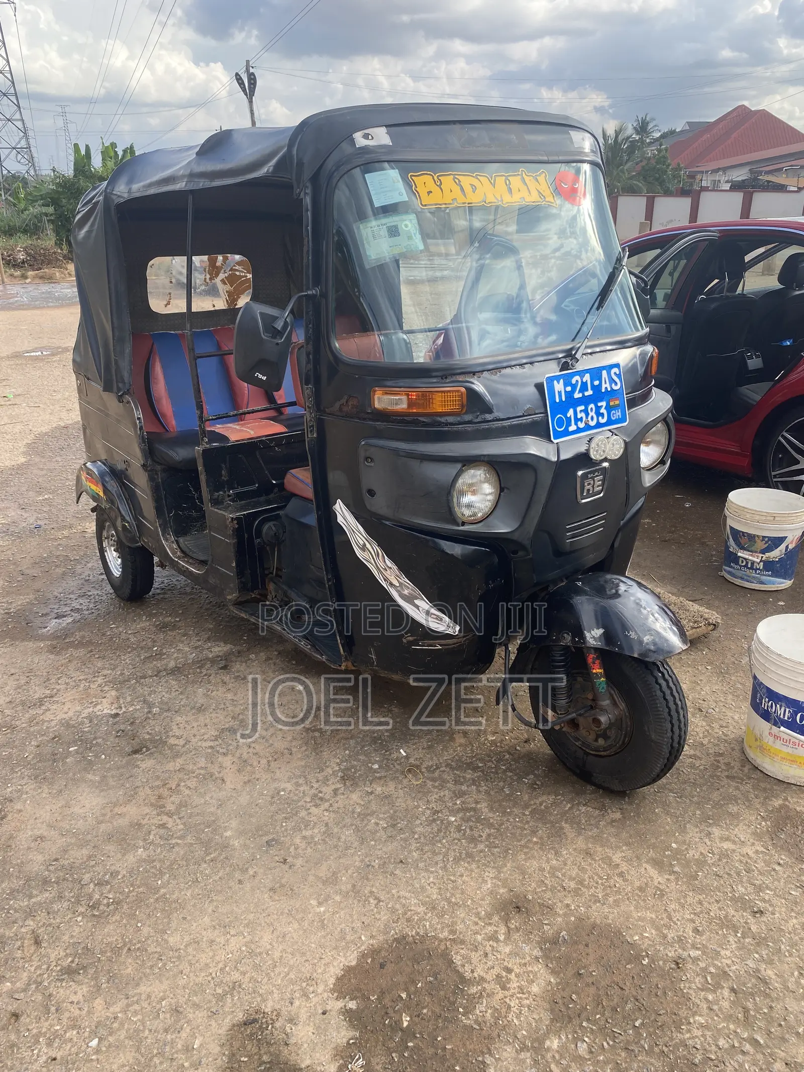 Bajaj RE 2021 Black