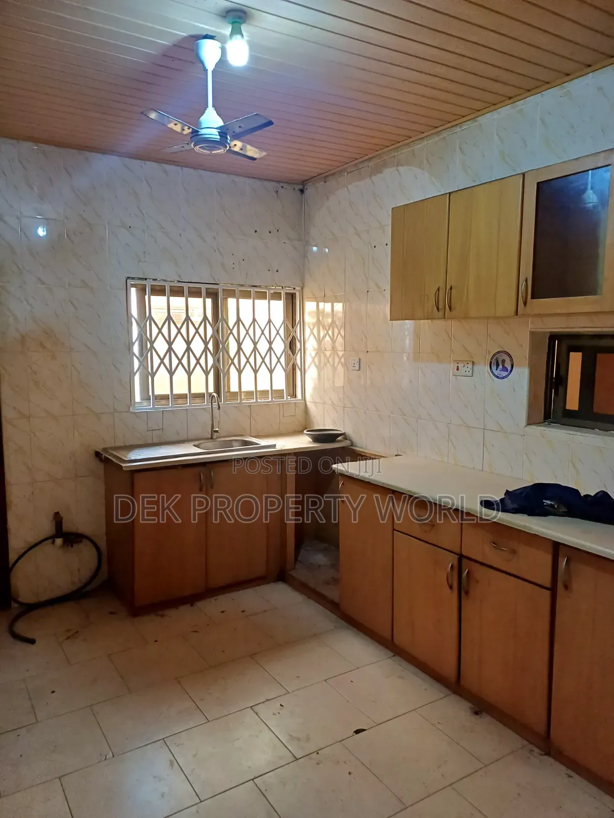 2bdrm Apartment in Pokuase for rent