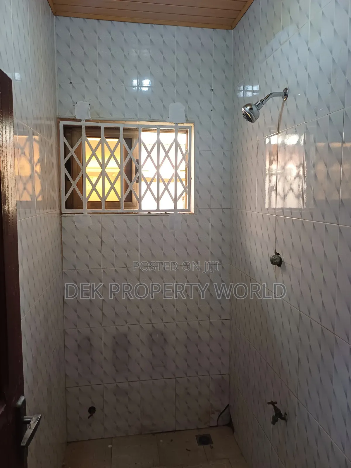 2bdrm Apartment in Pokuase for rent