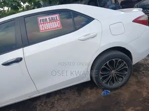 Toyota Corolla 2015 White