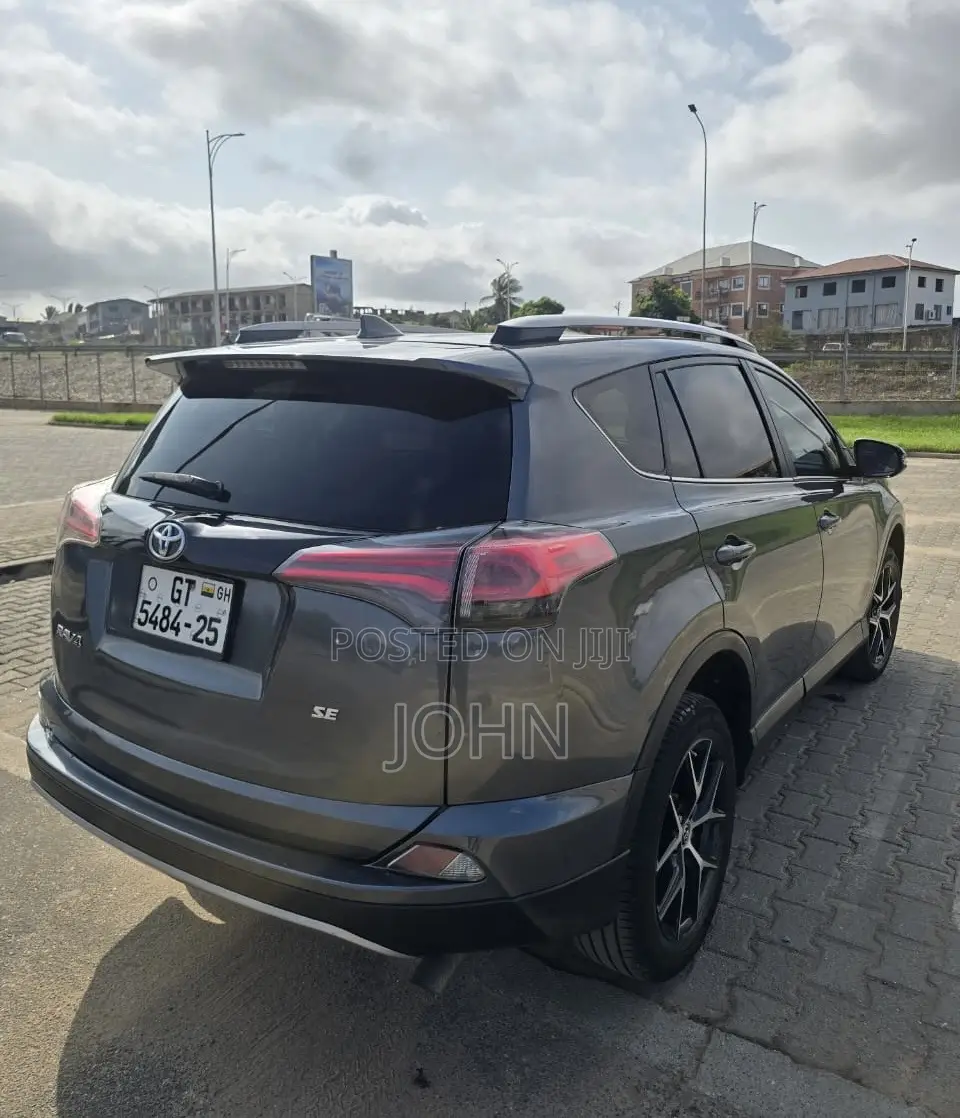 Toyota RAV4 SE AWD (2.5L 4cyl 6A) 2017 Gray