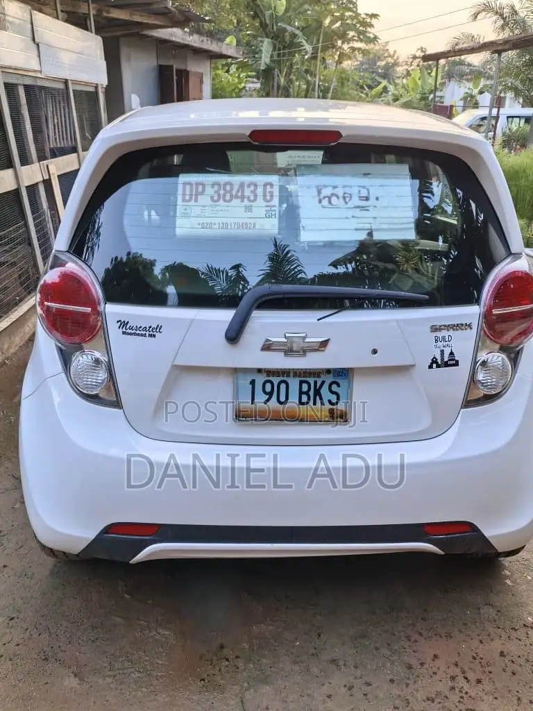 Chevrolet Spark 2015 White