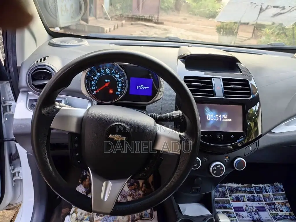 Chevrolet Spark 2015 White