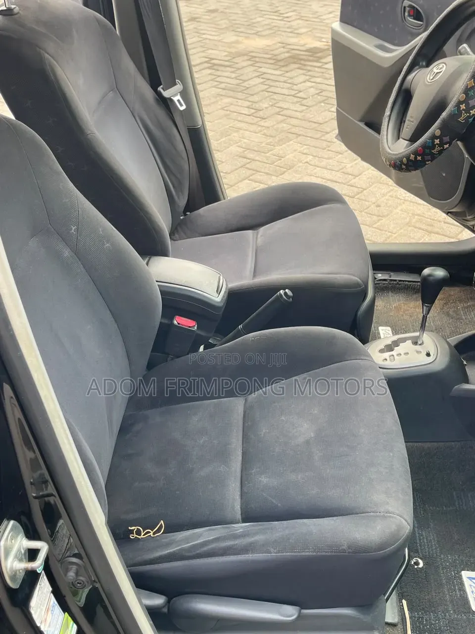 Toyota Vitz 2010 Black