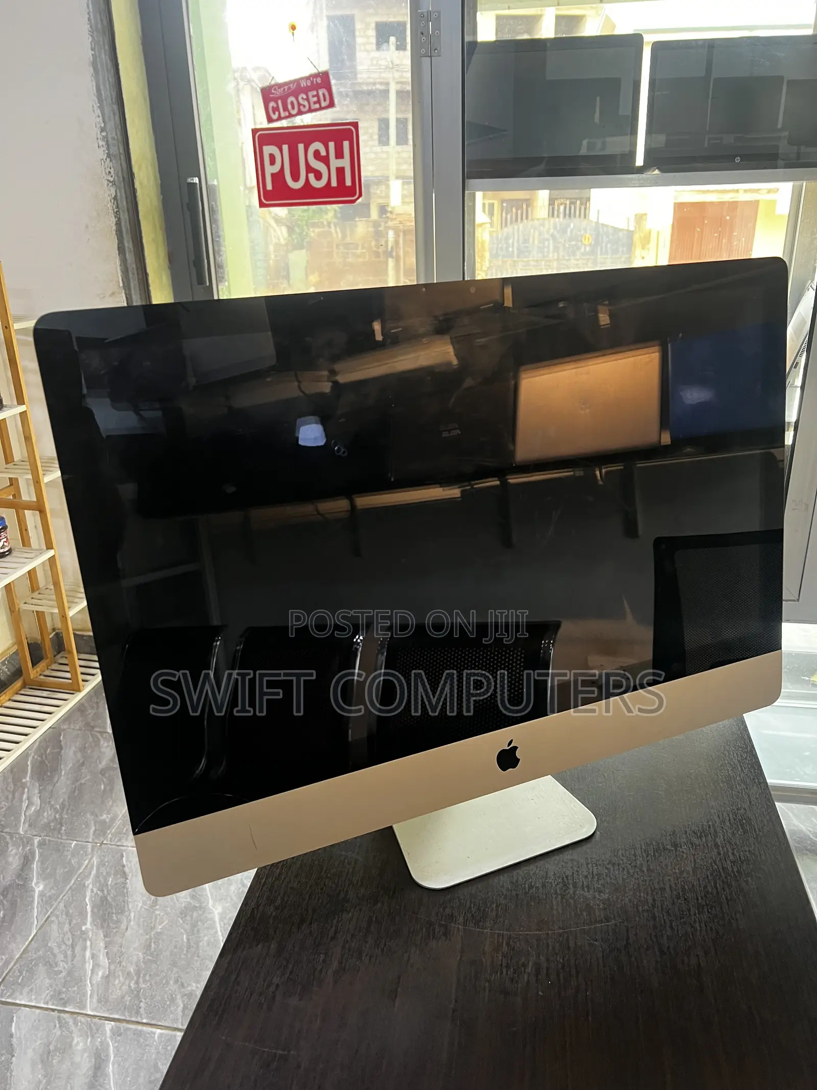 Desktop Computer Apple iMac 8GB Intel Core i5 HDD 500GB