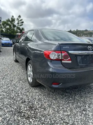 Toyota Corolla 2012 Gray