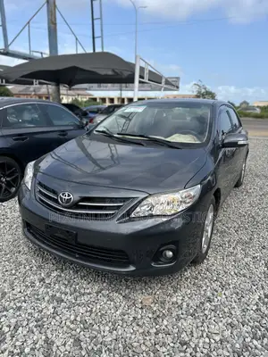 Toyota Corolla 2012 Gray