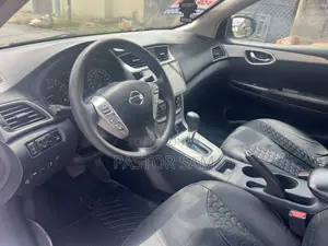 Nissan Sentra SR 4dr Sedan (1.8L 4cyl CVT) 2014 White