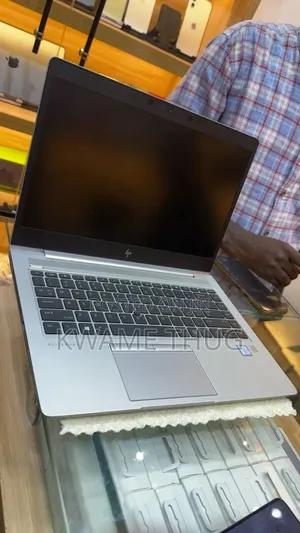 Laptop HP EliteBook 840 G6 8GB Intel Core i7 SSHD+SSD 256GB