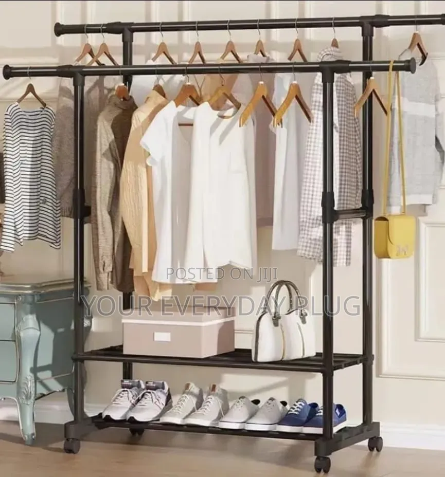 Clothes Hanger / Rack