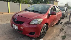 Toyota Belta 2010 Red