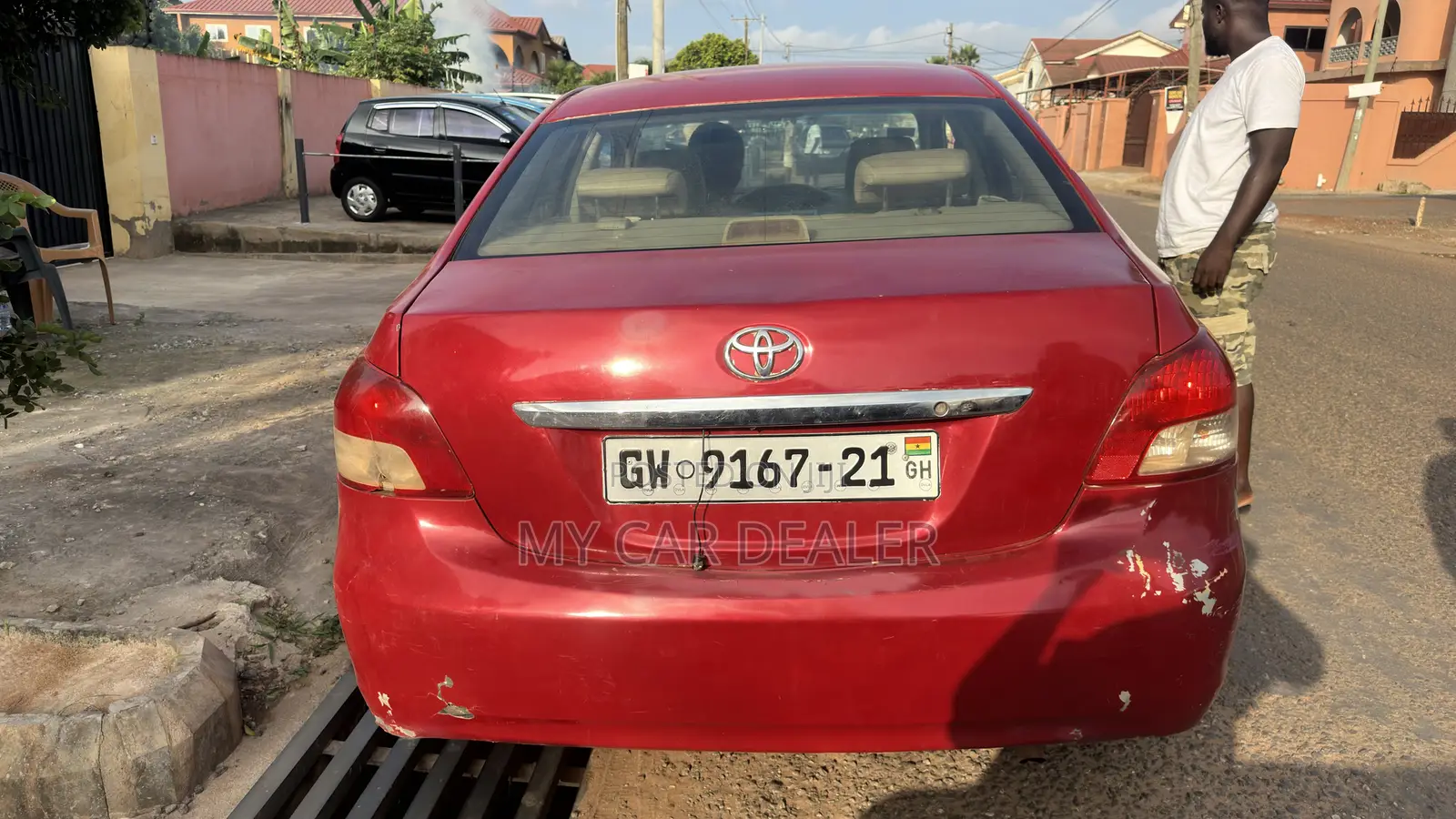 Toyota Belta 2010 Red