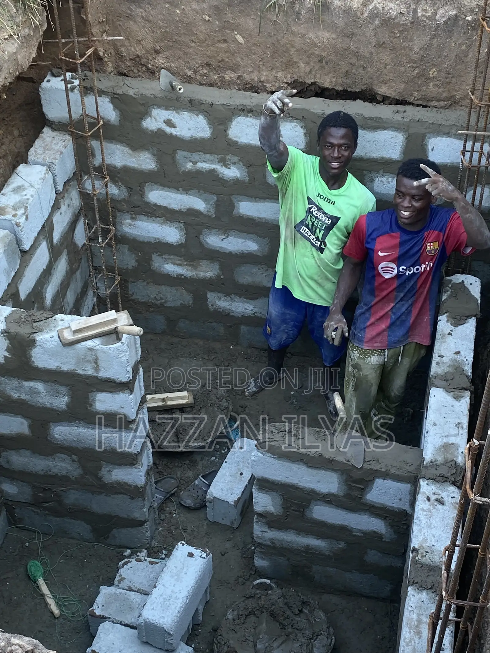 Manhole Block Laying Experts