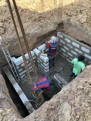 Manhole Block Laying Experts