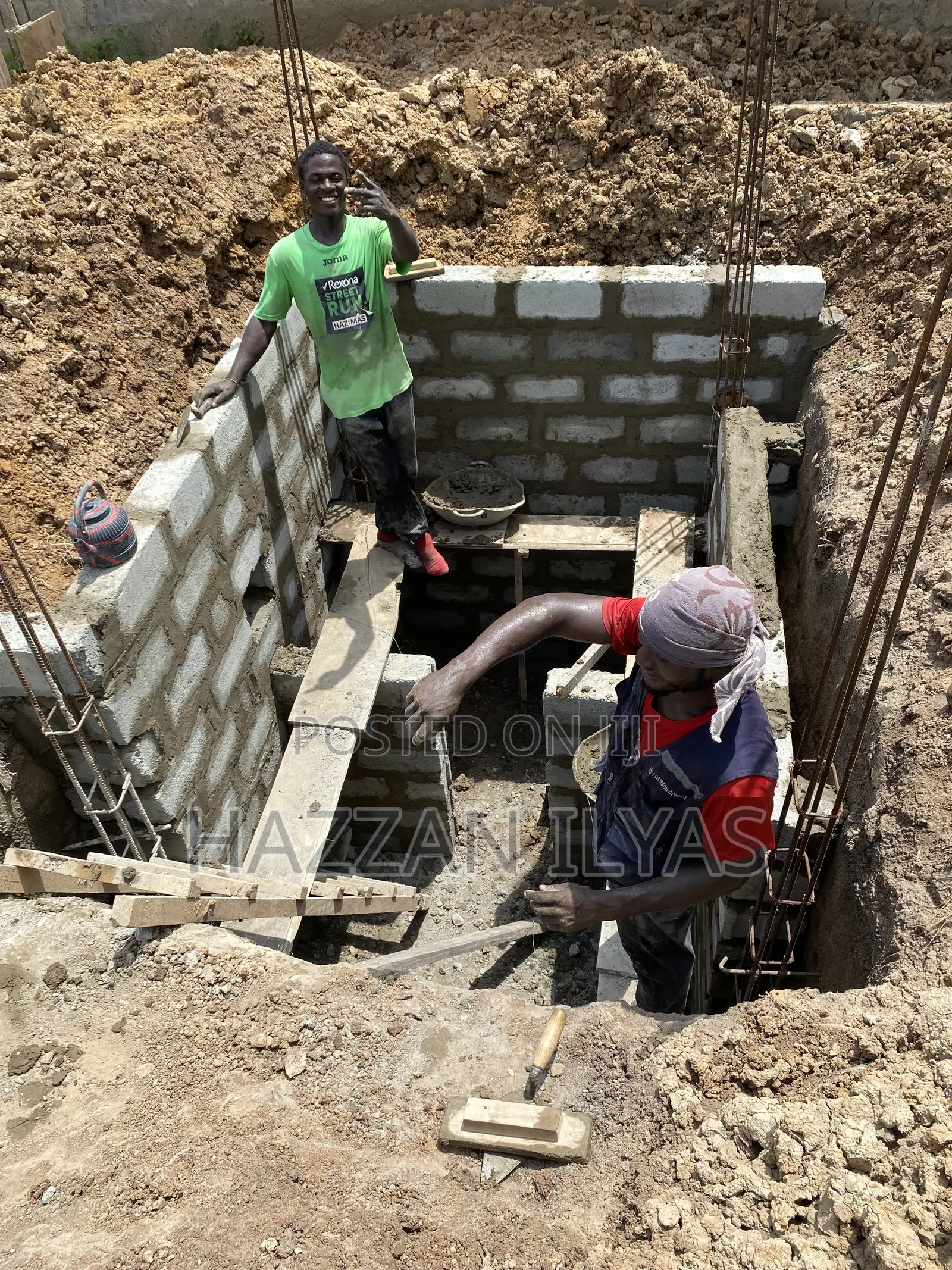 Manhole Block Laying Experts