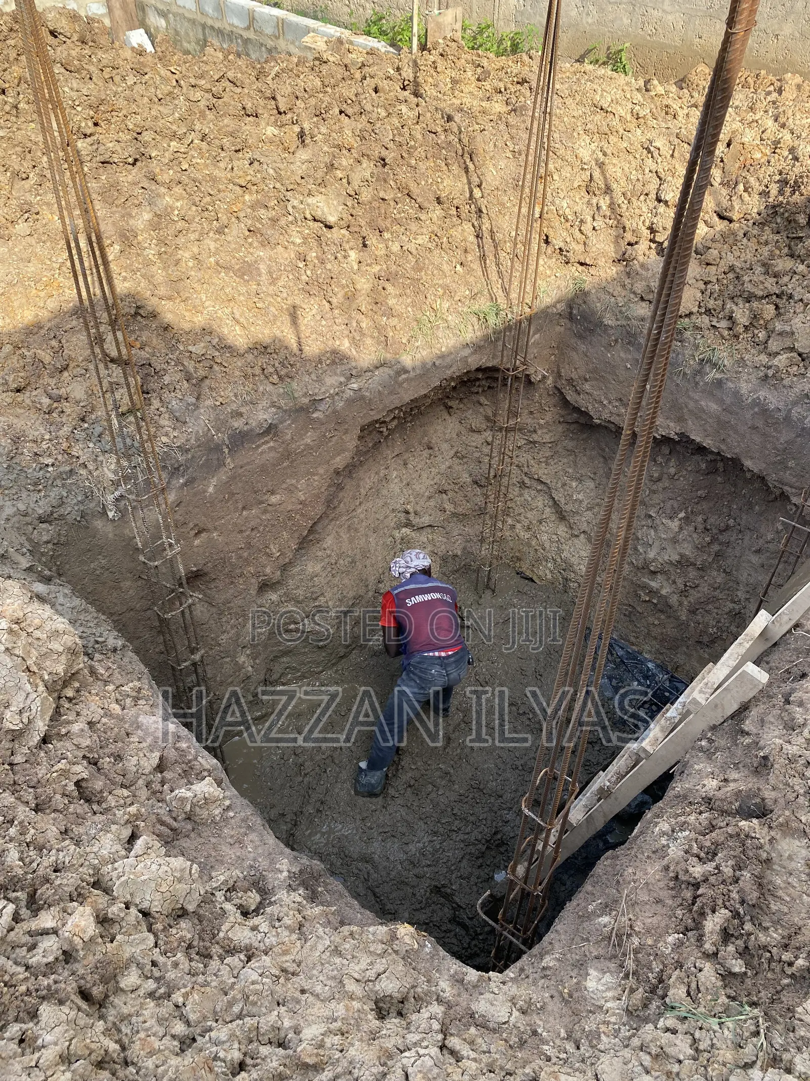 Manhole Block Laying Experts