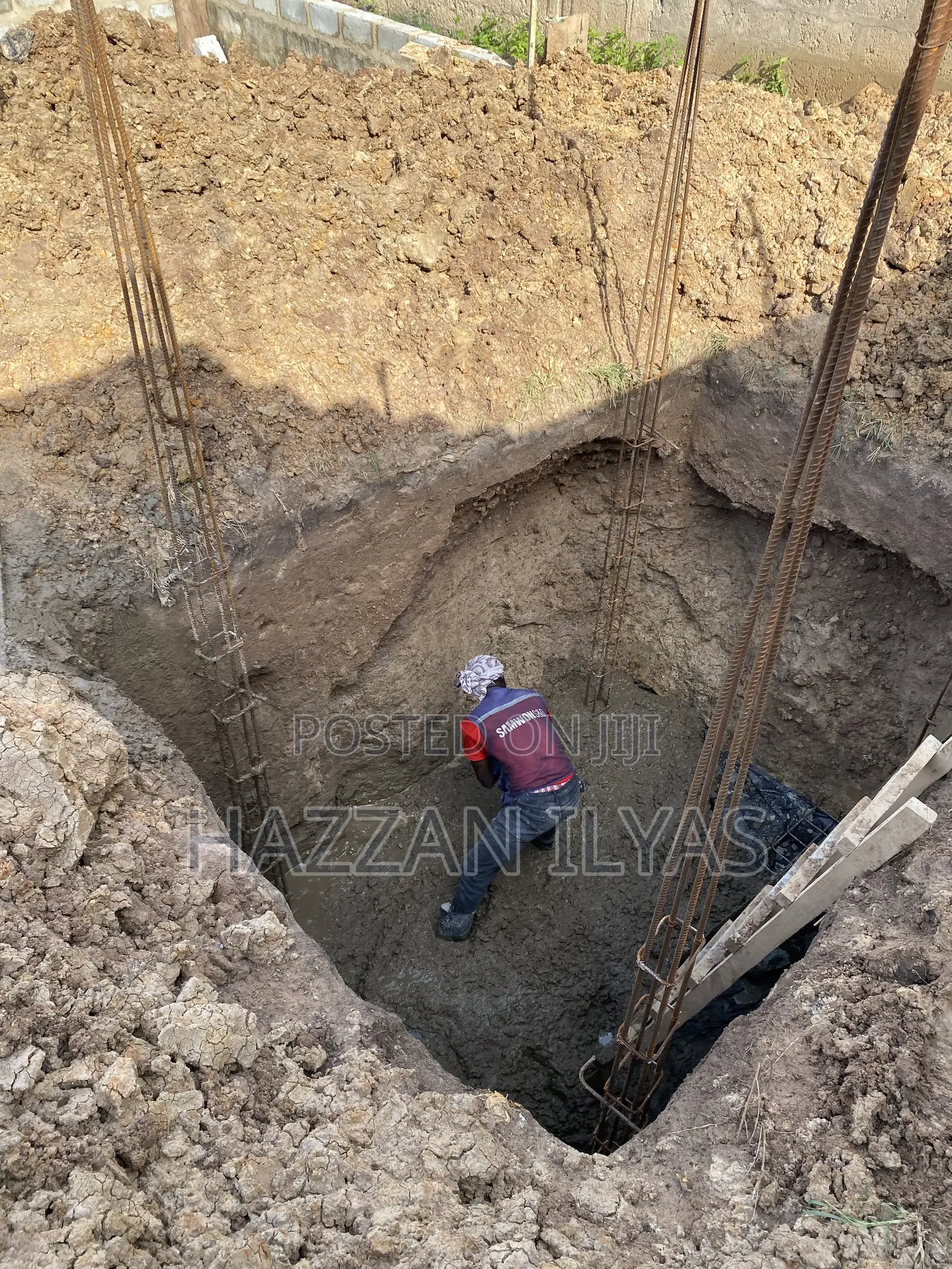 Manhole Block Laying Experts