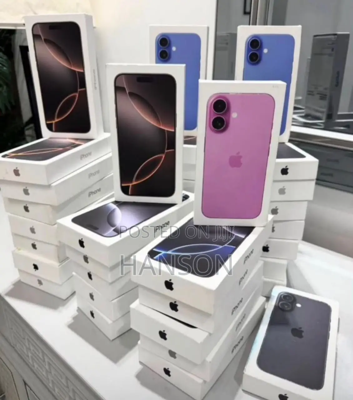 New Apple iPhone 16 Pro Max 1 TB Black
