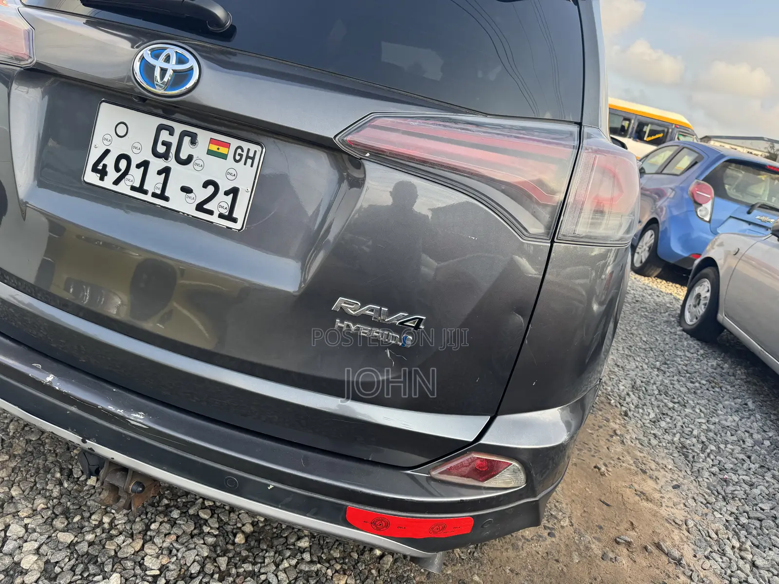 Toyota RAV4 Limited AWD (2.5L 4cyl 6A) 2017 Gray