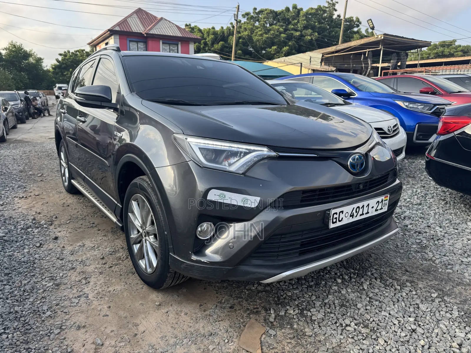 Toyota RAV4 Limited AWD (2.5L 4cyl 6A) 2017 Gray