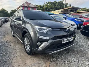 Toyota RAV4 Limited AWD (2.5L 4cyl 6A) 2017 Gray