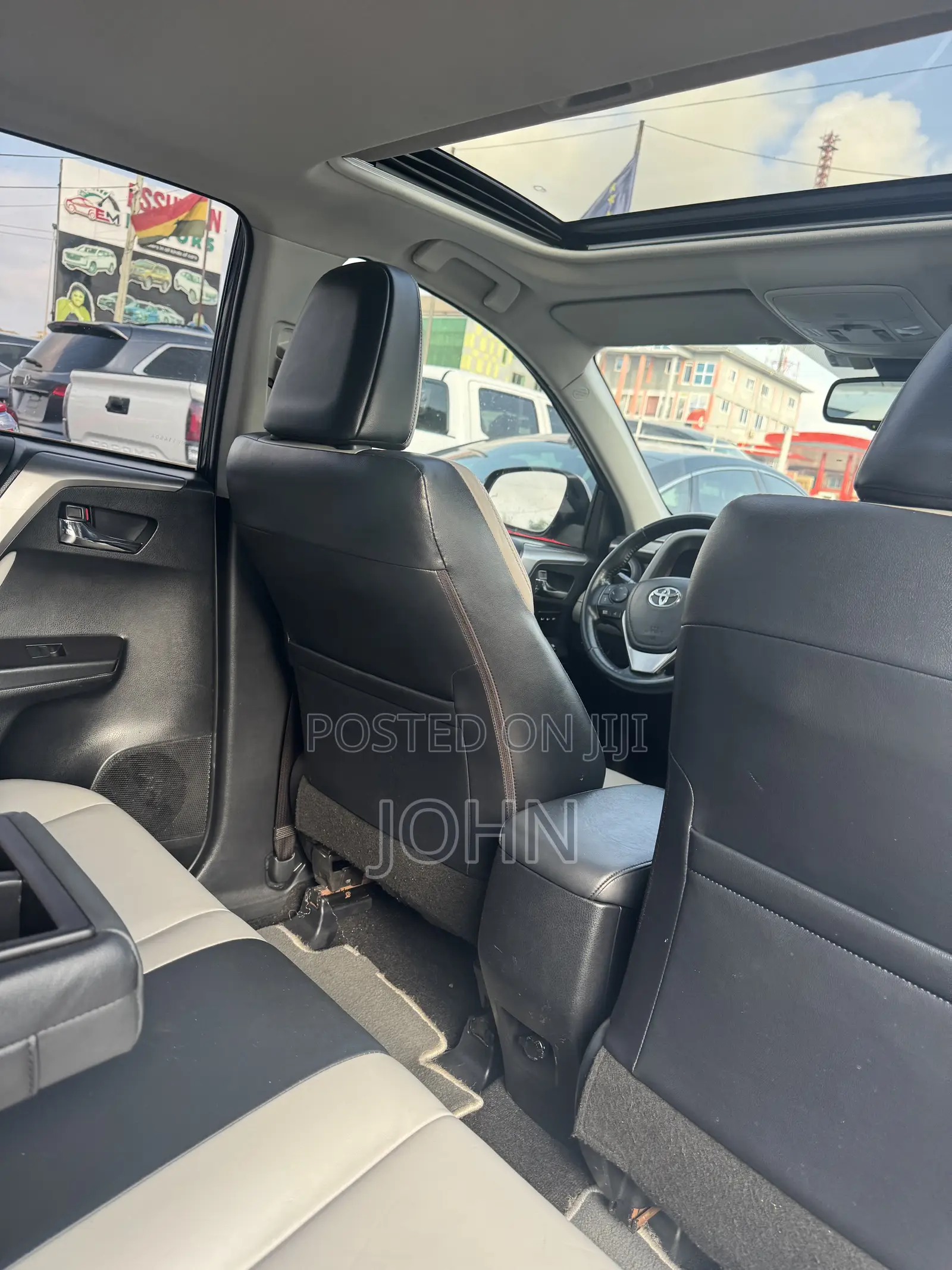 Toyota RAV4 Limited AWD (2.5L 4cyl 6A) 2017 Gray