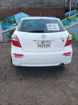 Toyota Matrix 2013 White