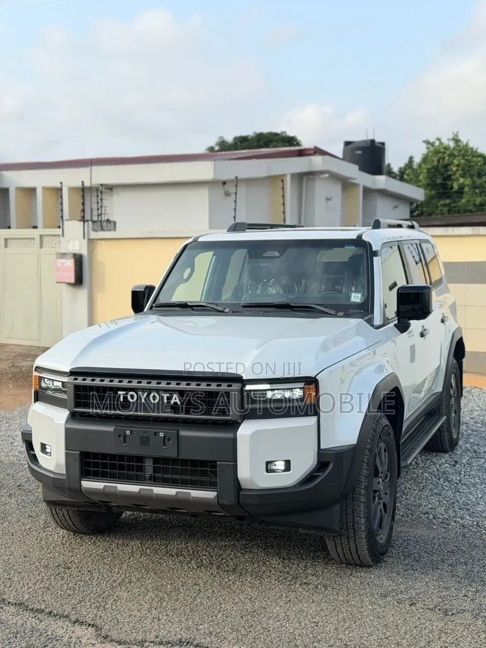 Toyota Land Cruiser 2026 White