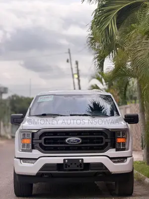 Ford F-150 XLT 2022 White