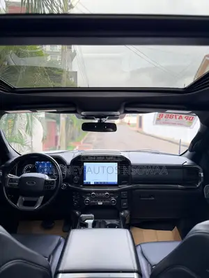 Ford F-150 XLT 2022 White