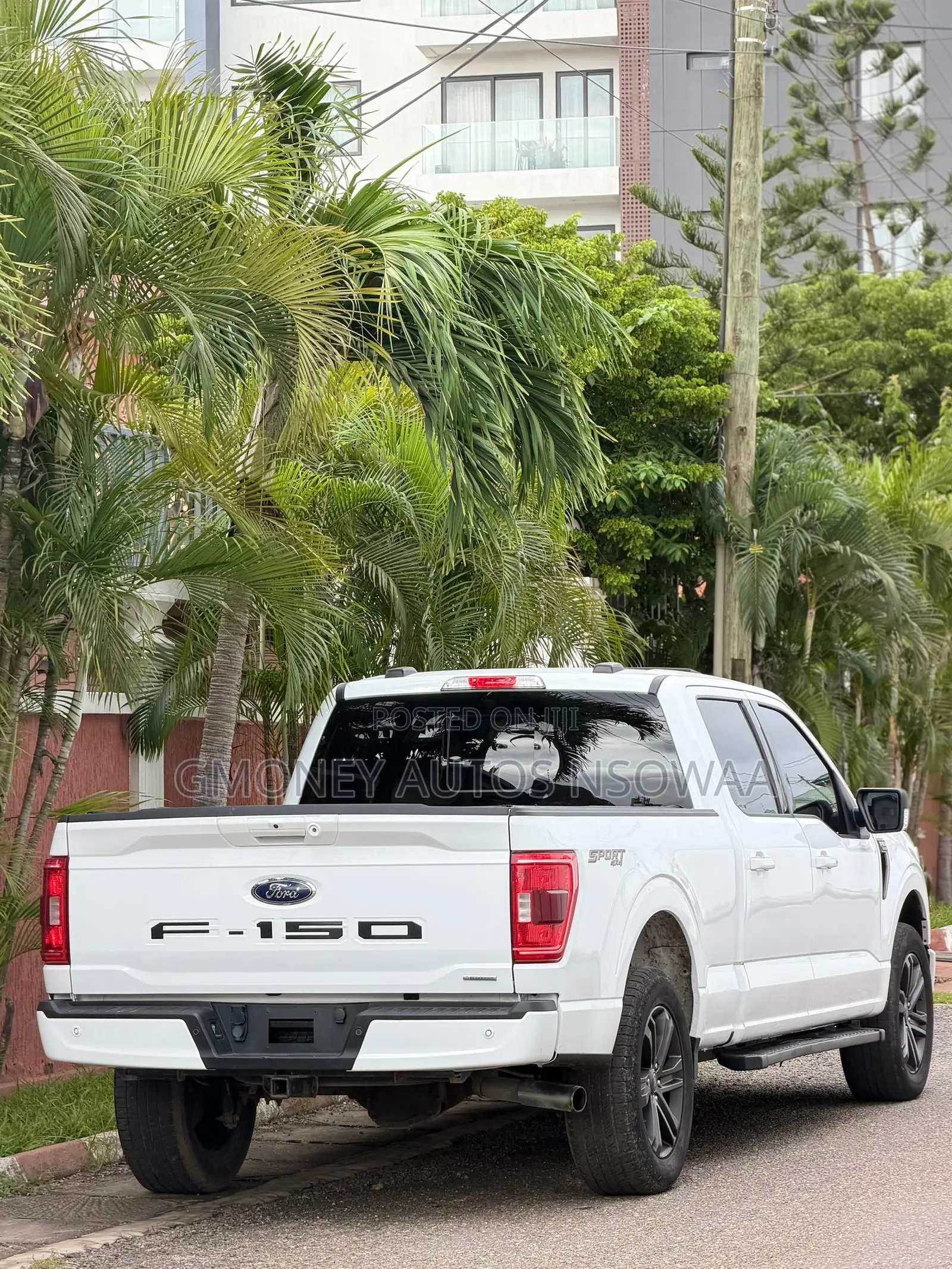 Ford F-150 XLT 2022 White