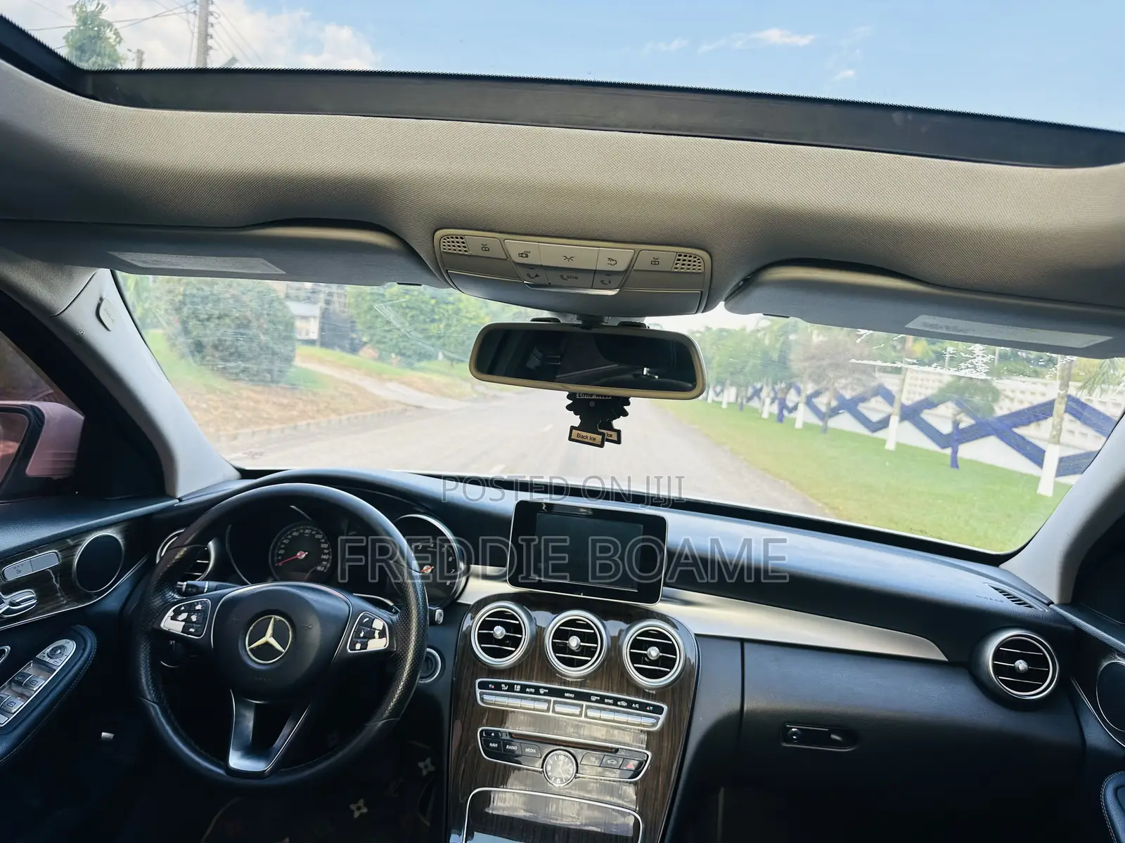Mercedes-Benz C300 2017 White