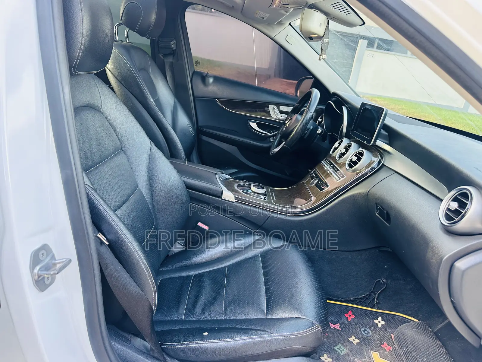 Mercedes-Benz C300 2017 White