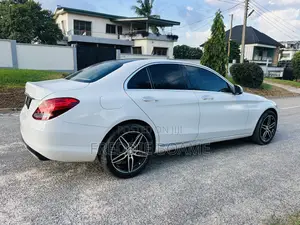 Mercedes-Benz C300 2017 White