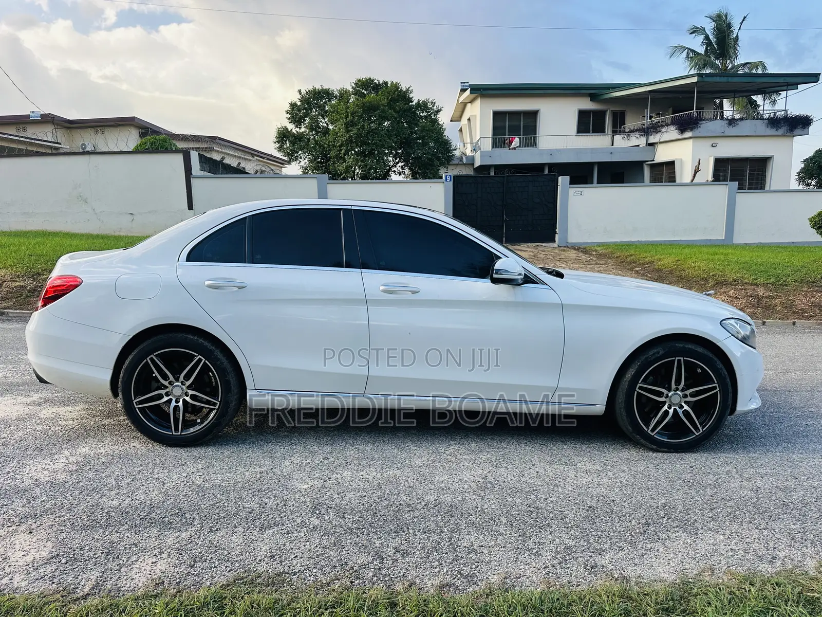 Mercedes-Benz C300 2017 White