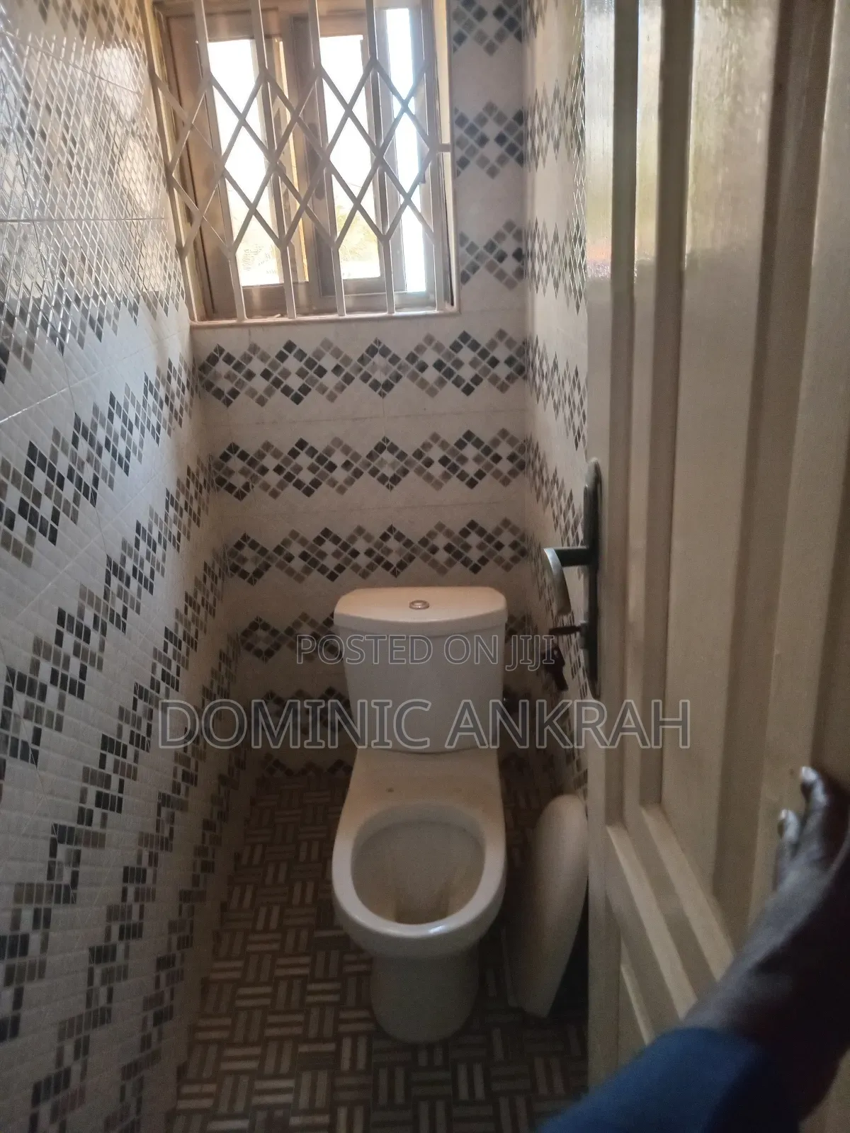 2bdrm Apartment in Mega Properties, Amasaman for rent