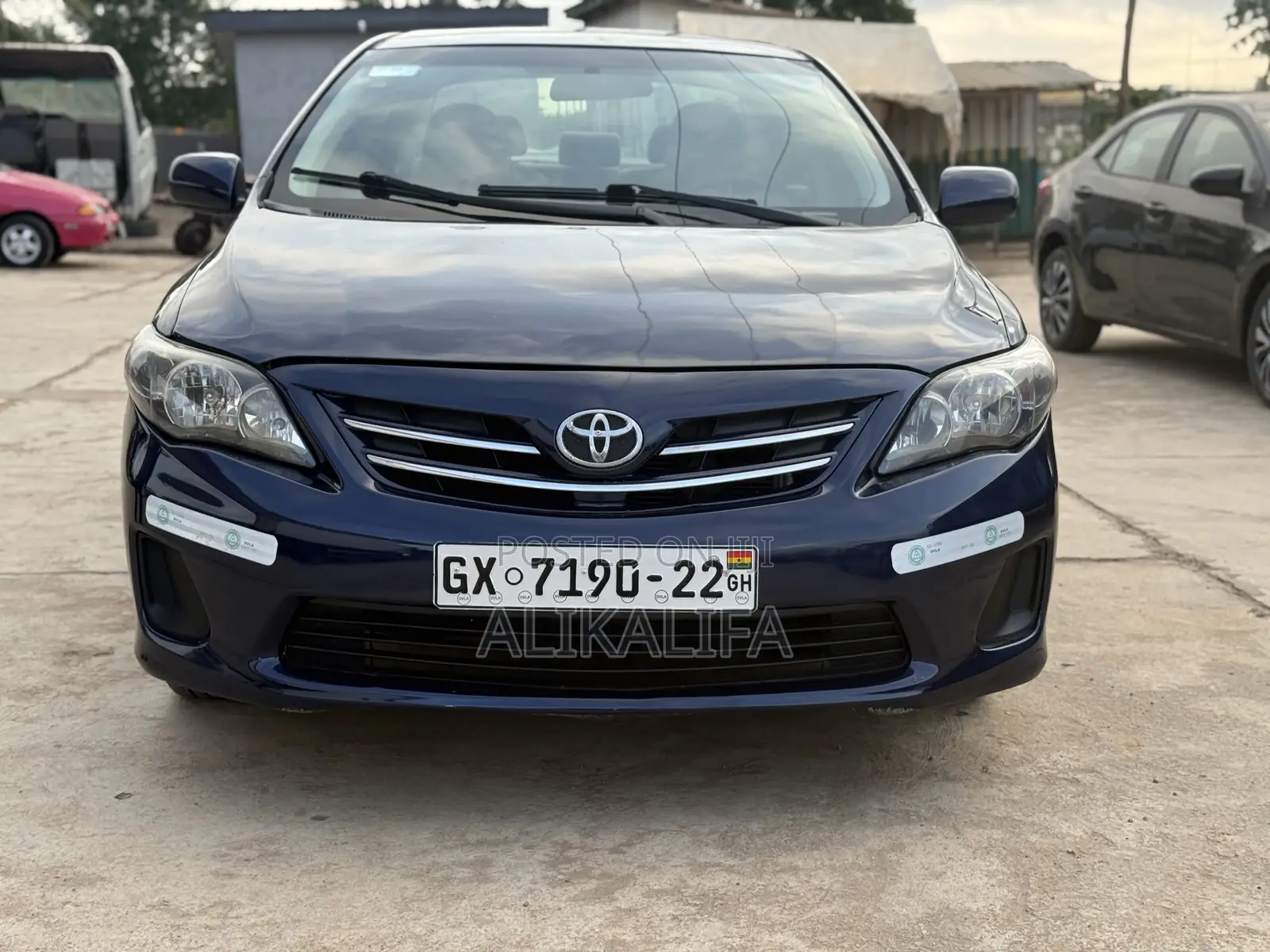 Toyota Corolla LE 4dr Sedan (1.8L 4cyl 4A) 2013 Blue