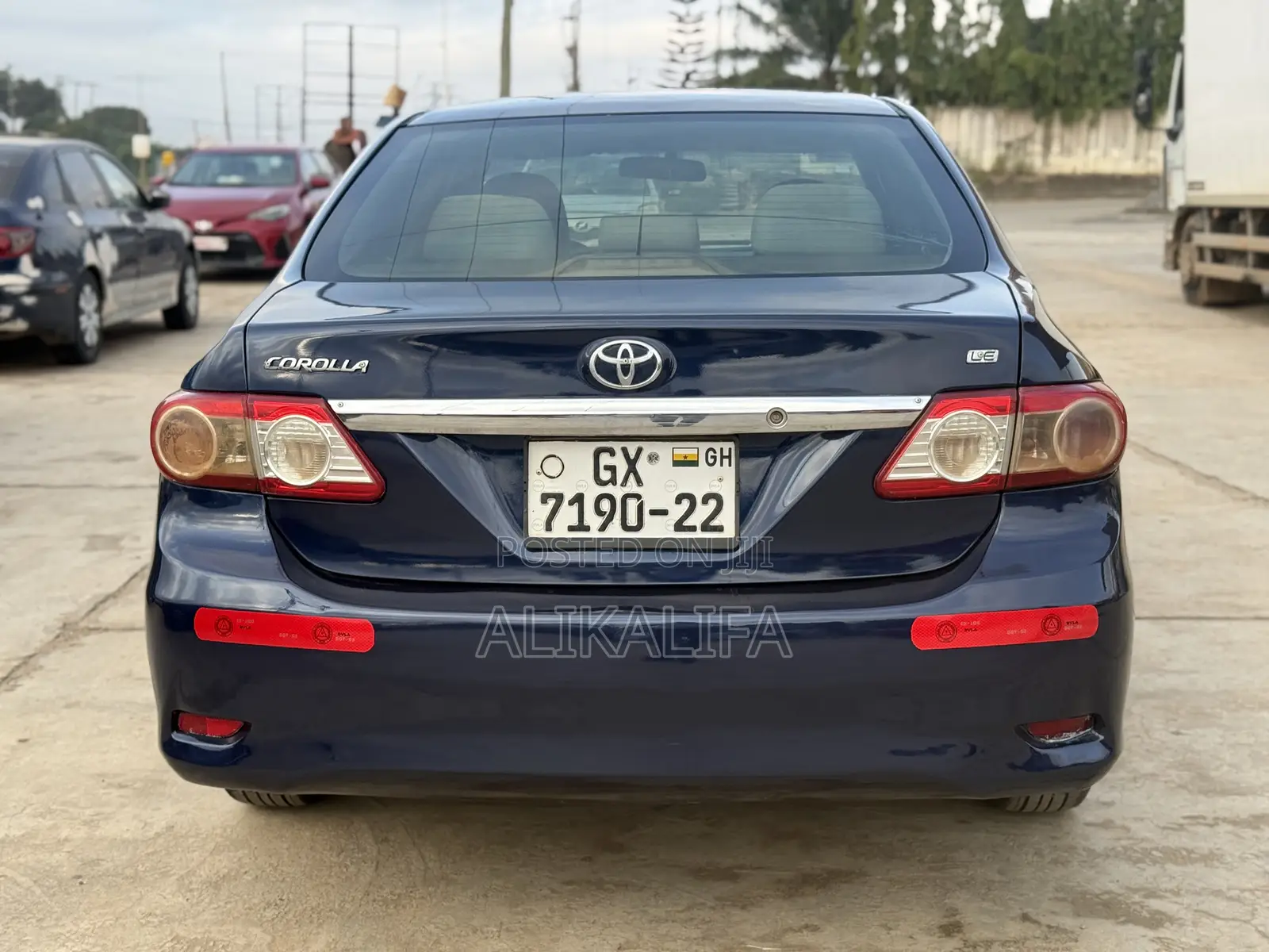 Toyota Corolla LE 4dr Sedan (1.8L 4cyl 4A) 2013 Blue
