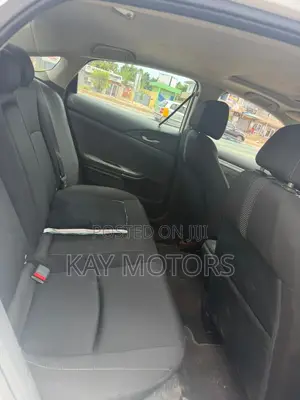 Honda Civic EX-L Sedan 2018 White