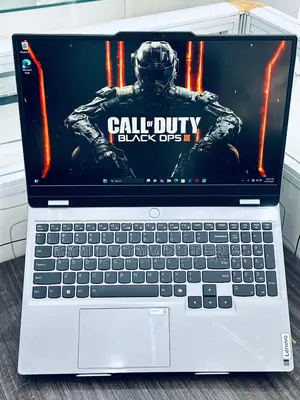 Laptop Lenovo LOQ 15AHP10 16GB Intel Core i7 SSD 512GB